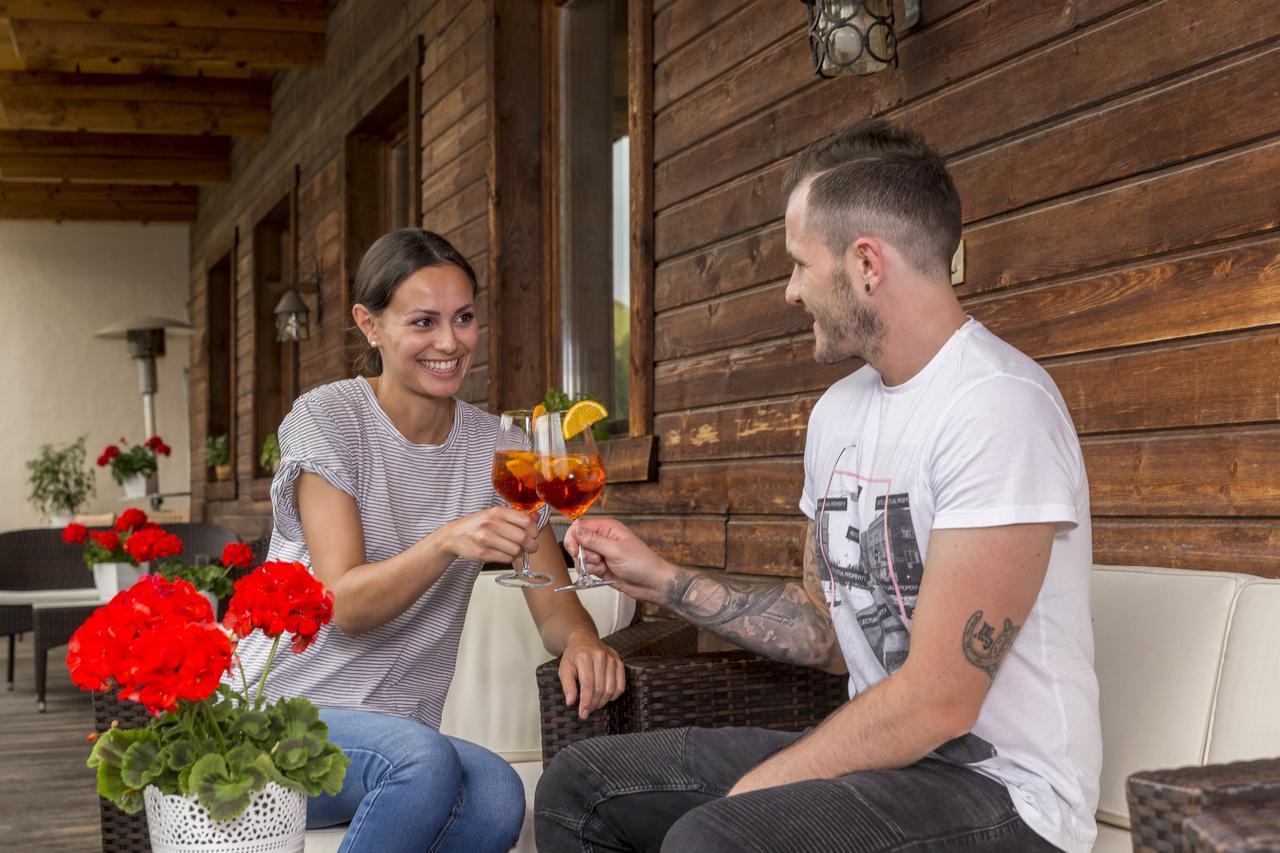 Hotel Alpenrose Dolomites La Valle Eksteriør bilde