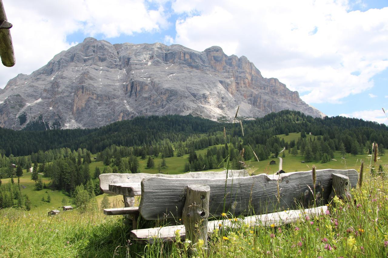 Hotel Alpenrose Dolomites La Valle Eksteriør bilde