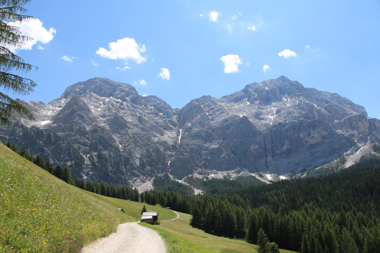 Hotel Alpenrose Dolomites La Valle Eksteriør bilde